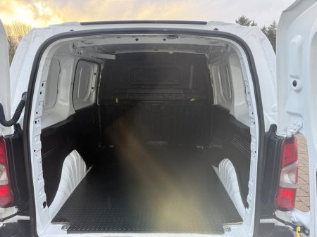 2022 Opel Combo - thumbnail 19