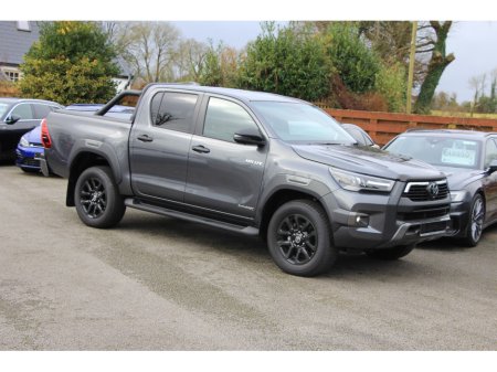 2025 Toyota Hilux - thumbnail 30