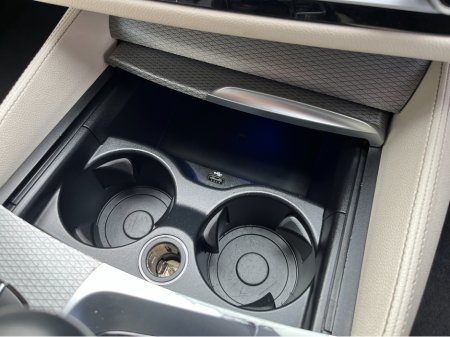 2018 BMW 5 Series - thumbnail 17