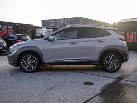 2023 Hyundai Kona 2023 Kona 1.6 Hybrid/FSH/High spec/1yr warranty €25,888 thumbnail