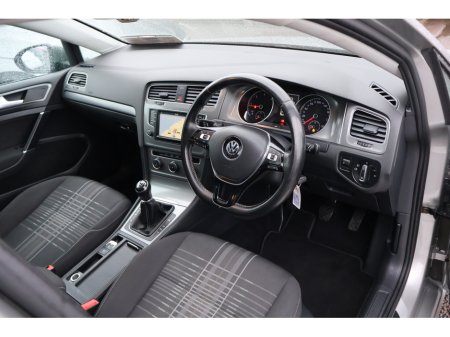 2016 Volkswagen Golf LOUNGE Low Mileage Huge Spec €13,995 thumbnail
