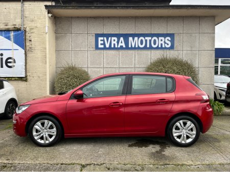 2017 Peugeot 308 - thumbnail 6