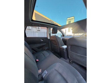 2011 Nissan Qashqai - thumbnail 14
