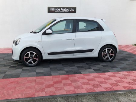 2018 Renault Twingo DYNAMIQUE 900cc PETROL AUTOMATIC 5DR thumbnail
