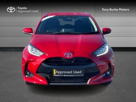 2025 Toyota Yaris - thumbnail 4