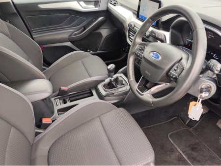 2021 Ford Focus ZETEC TDCI €19,800 thumbnail