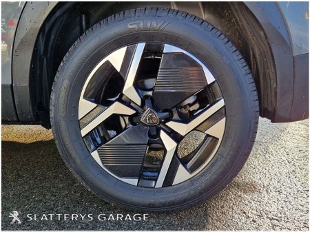 2024 Peugeot 2008 - thumbnail 9