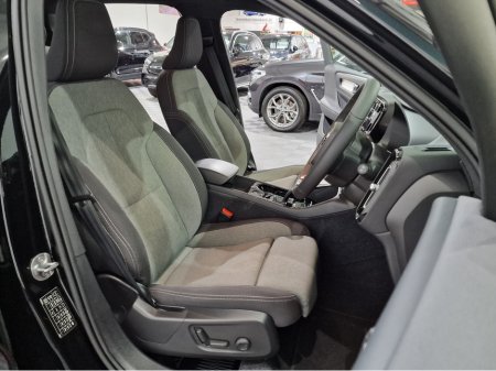 2022 Volvo XC40 T4 PLUS DARK RECHARGE AUTOMATIC **ONE OWNER / APPLE CARPLAY / BLIND SPOT ASSIST / ELECTRIC BOOTLID / HEATED FRONT & REAR SEATS / HEATED STEERING WHEEL / REVERSE CAMERA / WIRELESS PHONE CHARGING** €34,900 thumbnail