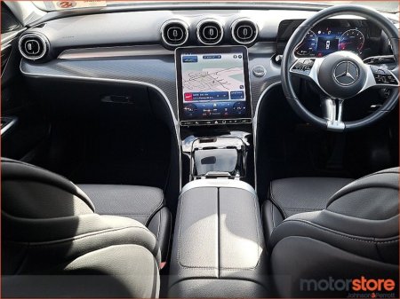 2022 Mercedes-Benz C Class C 200 A/T Avantgarde €41,900 thumbnail