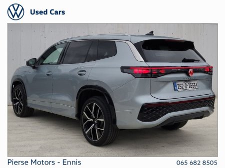 2025 Volkswagen Tayron - view 3