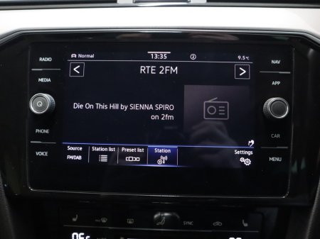 2021 Volkswagen Passat - thumbnail 16