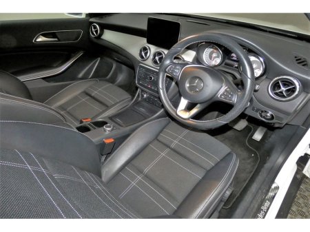 2016 Mercedes-Benz GLA Class GLA 180 *POWERED TAILGATE*HALF LEATHER*REVERSE CAM*PARK SENSORS* €18,690 thumbnail