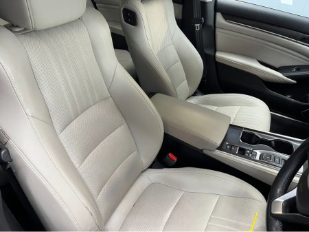 2020 Honda Accord €27950! 2020 HONDA ACCORD EX 2.0 AUTOMATIC / CRUISE CONTROL / REVERSE CAMERA / ELECTRIC MEMORY & HEATED SEATS / PANORAMIC SUNROOF / PADDLE SHIFTERS / APPLE CARPLAY €27,950 thumbnail