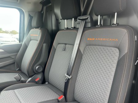 2026 Volkswagen Transporter - thumbnail 11