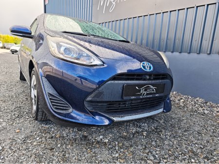 2019 Toyota Aqua - thumbnail 8