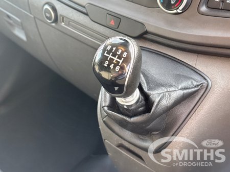 2020 Ford Transit Custom - thumbnail 15