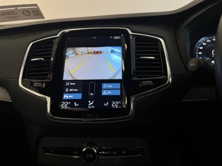 2022 Volvo XC90 PHEV T8 (390hp) Inscription AWD €57,950 thumbnail