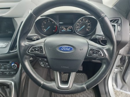 2017 Ford Kuga - thumbnail 21
