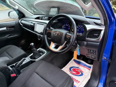 2020 Toyota Hilux - thumbnail 14