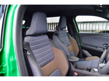 2025 Renault 5 Techno 52kWh 150hp, 2 Tone Roof €30,995 thumbnail