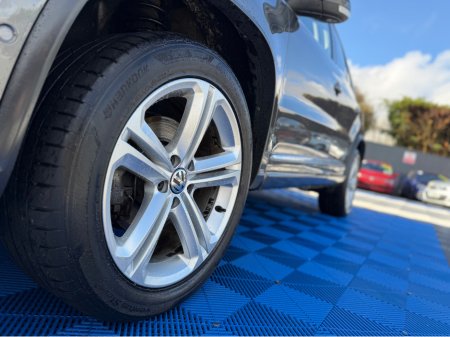 2016 Volkswagen Tiguan - thumbnail 11