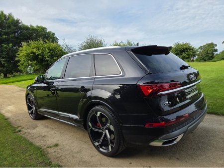 2020 Audi Q7 2020 AUDI Q7 55 TFSI QUATTRO SLINE BLACK EDITION €52,000 thumbnail