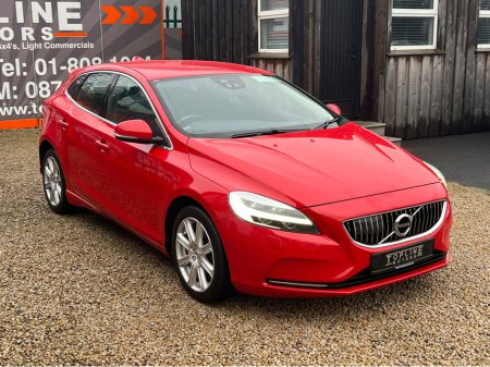 2019 Volvo V40 ==STUNNING VOLVO V40//AUTO//HUGE SPEC//FULL LEATHER// €17,500 thumbnail