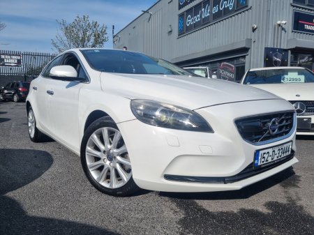 2015 Volvo V40 - photo 1