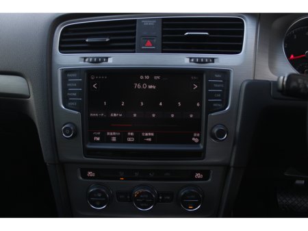 2016 Volkswagen Golf - thumbnail 13