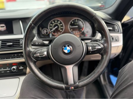 2016 BMW 5 Series - thumbnail 17