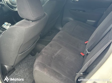 2017 Nissan Leaf Nissan Leaf 30kWh SV | Electric Hatchback | Cold Pack | Auto | White | Letterkenny €7,900 thumbnail