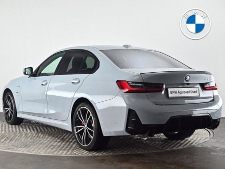 2023 BMW 3 Series - thumbnail 2