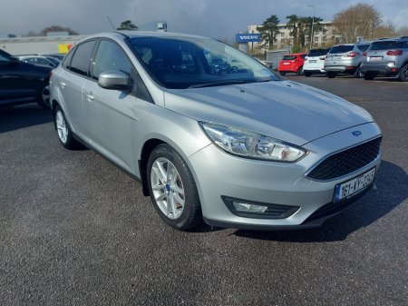 2016 Ford Focus - thumbnail 7