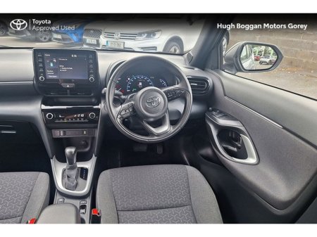 2024 Toyota Yaris Cross CROSS LUNA SPORT 4DR AUTO €30,950 thumbnail