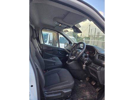 2022 Renault Trafic LL30 BLUE DCI 130 SPORT PANEL €20,000 thumbnail