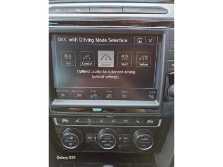 2017 Volkswagen Passat  €19,950 thumbnail