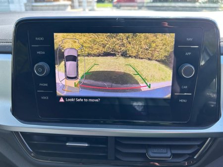 2023 Volkswagen T-Roc - thumbnail 17