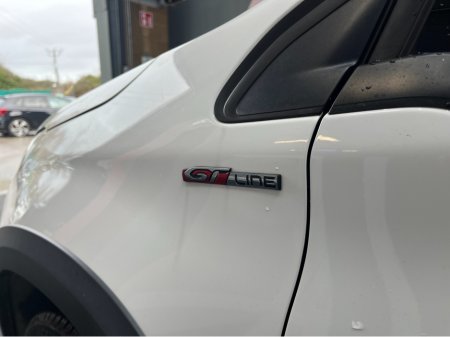 2019 Peugeot 2008 - thumbnail 7