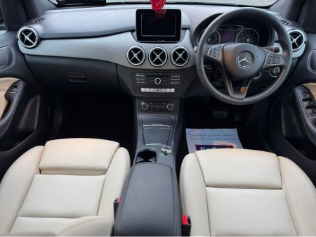 2016 Mercedes-Benz B Class LOW KMS AUTO TOP SPEC €14,950 thumbnail
