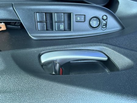 2017 Honda Fit  €12,990 thumbnail