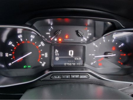 2017 Citroen C3 FLAIR PURETECH **LOW MILAGE** €9,950 thumbnail