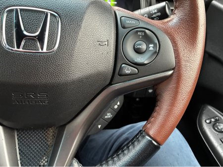 2017 Honda Fit 1.5i Petrol Hybrid L Automatic €13,500 thumbnail