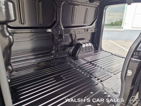 2026 Nissan Primastar L2H1 130 SV Premium MY25 €31,540 thumbnail