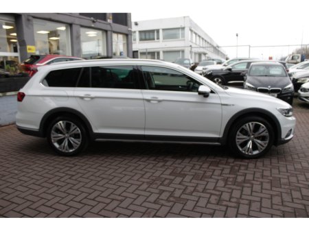 2019 Volkswagen Passat 2.0TDI 150BHP ALLTRACKEDITION 5DR ESTATE AUTOMATIC // STUNNING CAR WITH ONLY 108, 000 KMS // BUY WITH CONFIDENCE AA AND SIMI APPROVED DEALER 2025 // FINANCE ARRANGED // ALL TRADE INS WELCOME // €23,950 thumbnail