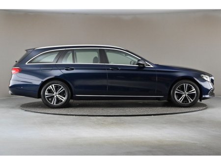 2020 Mercedes-Benz E Class E220 CDI ESTATE €28,890 thumbnail