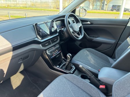 2025 Volkswagen T-Cross - thumbnail 2