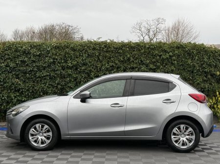 2016 Mazda Demio 1.3 SKYACTIV // SERVICE HISTORY // REVERSE CAMERA // AIR CONDITIONING €10,900