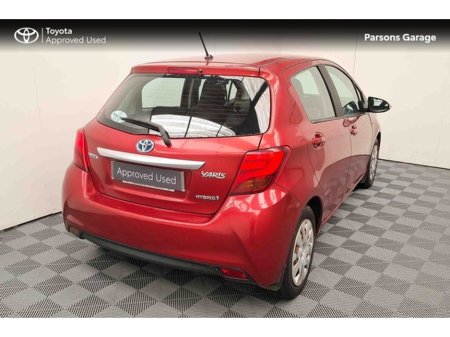 2015 Toyota Yaris - thumbnail 2