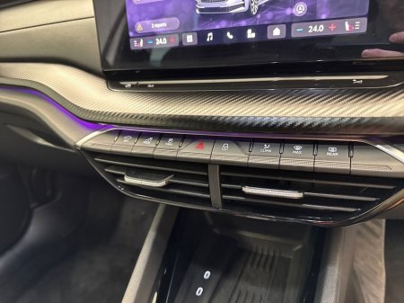 2025 Skoda Octavia - thumbnail 17