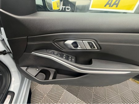 2023 BMW 3 Series - thumbnail 26